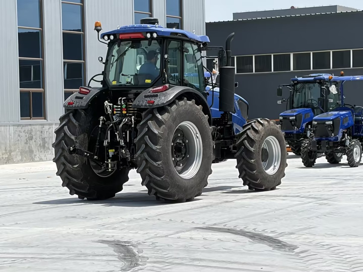 0468a755-6652-41b7-9ee5-4447cb5bdec6 Brazilian Customers Visit RAISO Factory: Building Reliable Agricultural Machinery Solutions for South American Farming