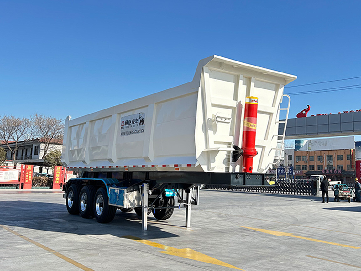 SEMI-REMORQUE À BENNE ARRIÈRE DE 40 TONNES