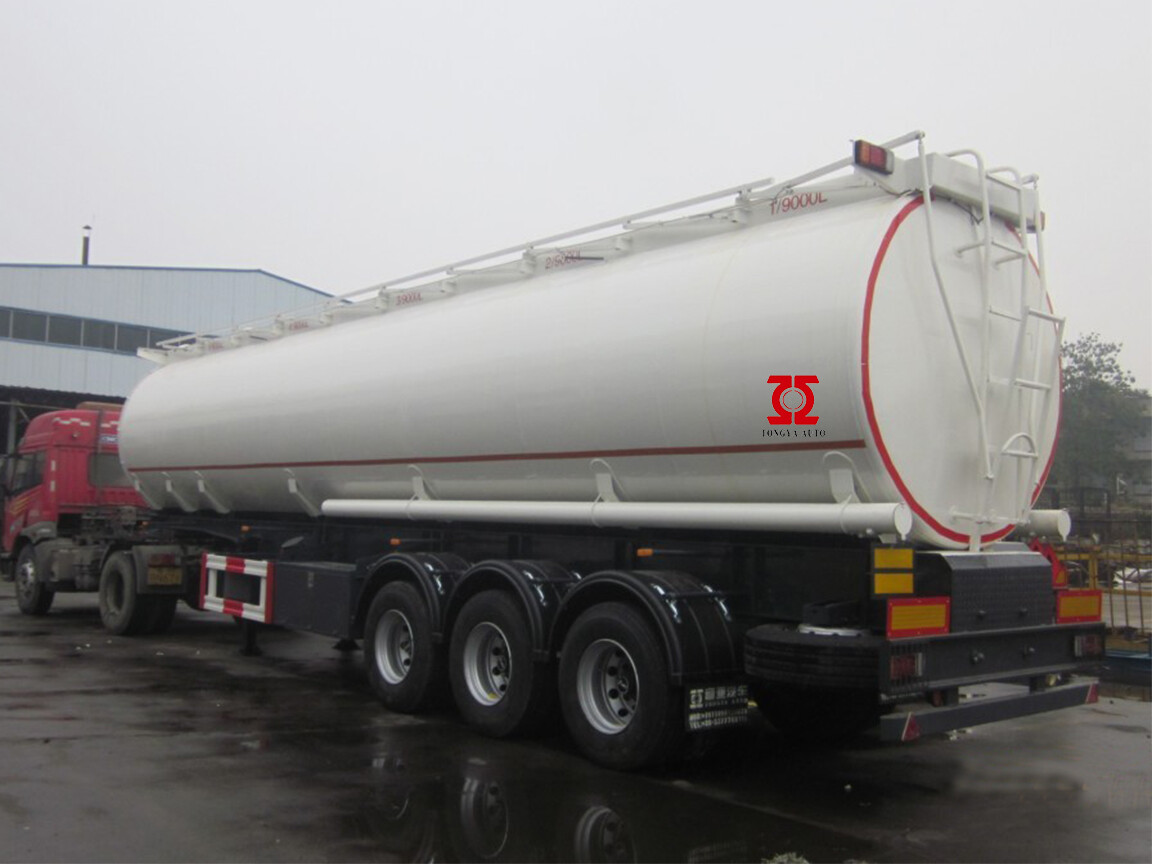50m3 OIL TANKER SEMI TRAILER vers l'Afrique de l'Ouest