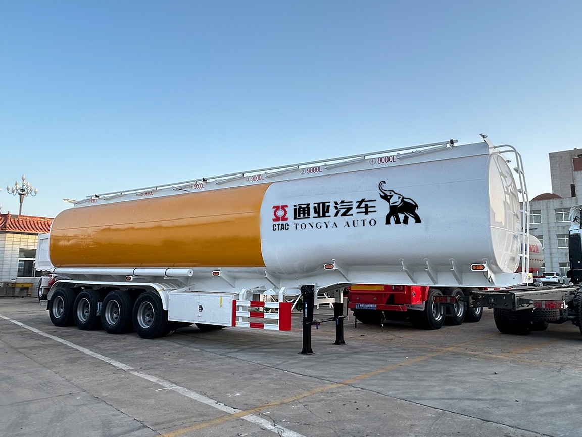 Semi-remorque citerne à carburant 4 essieux 54000 litres