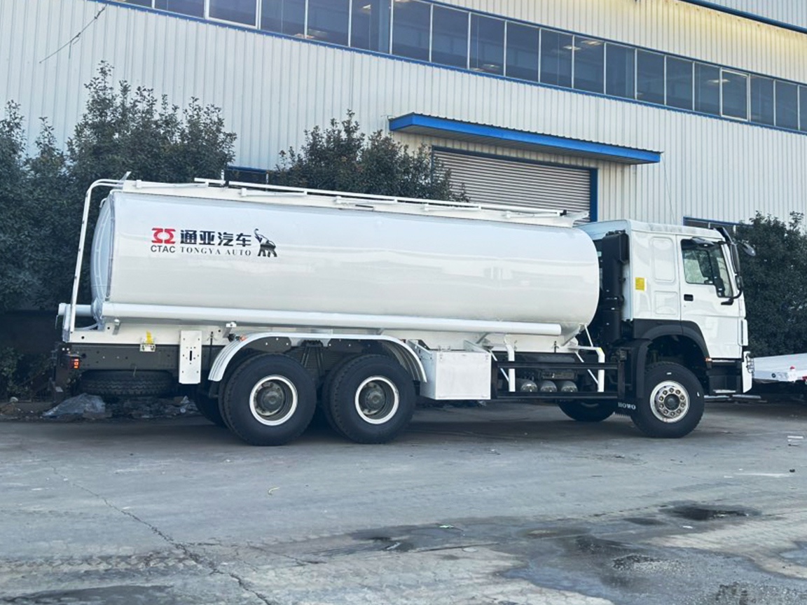 Camion-citerne de 20 000 litres