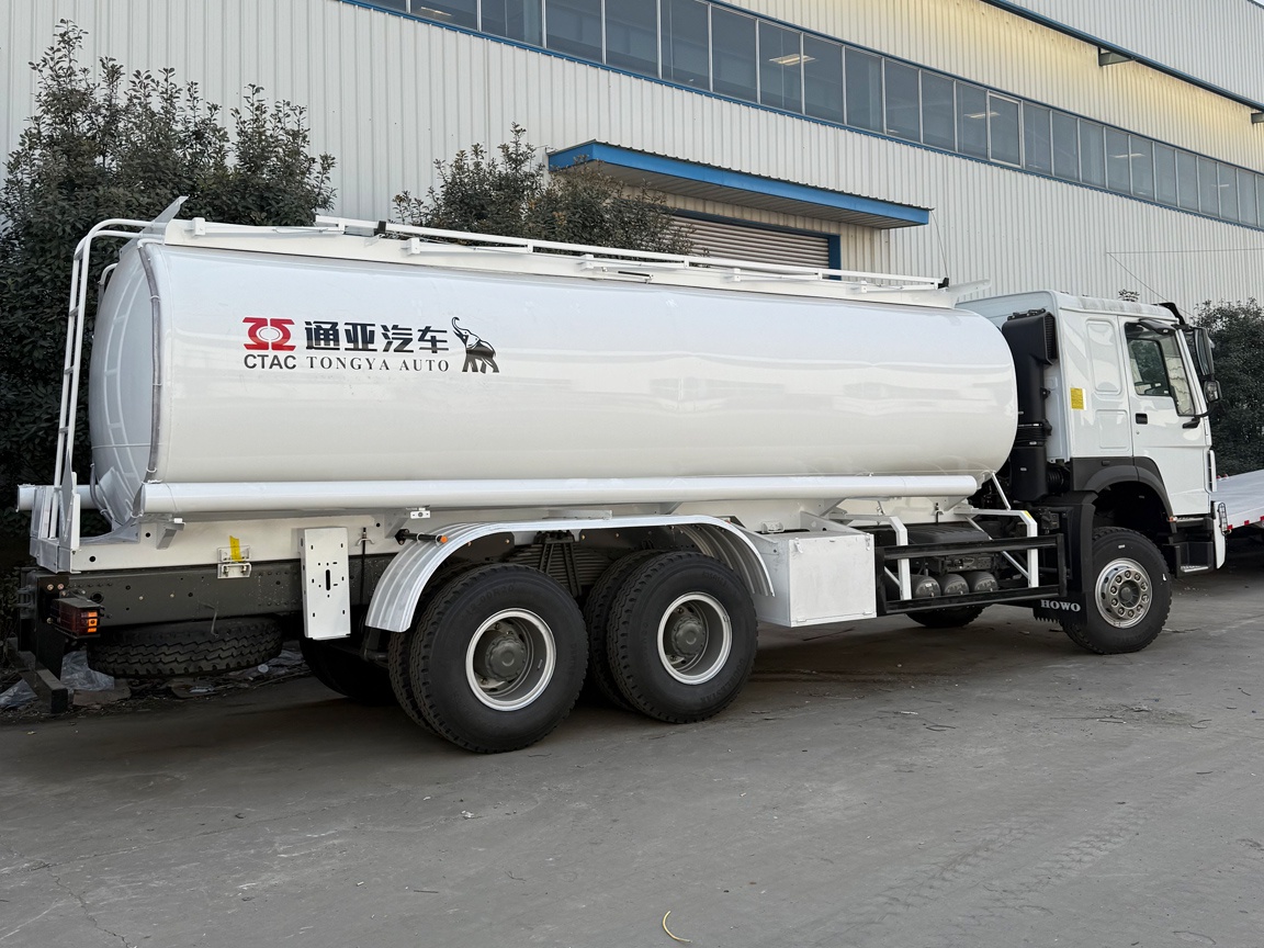 Camion-citerne de 20 000 litres