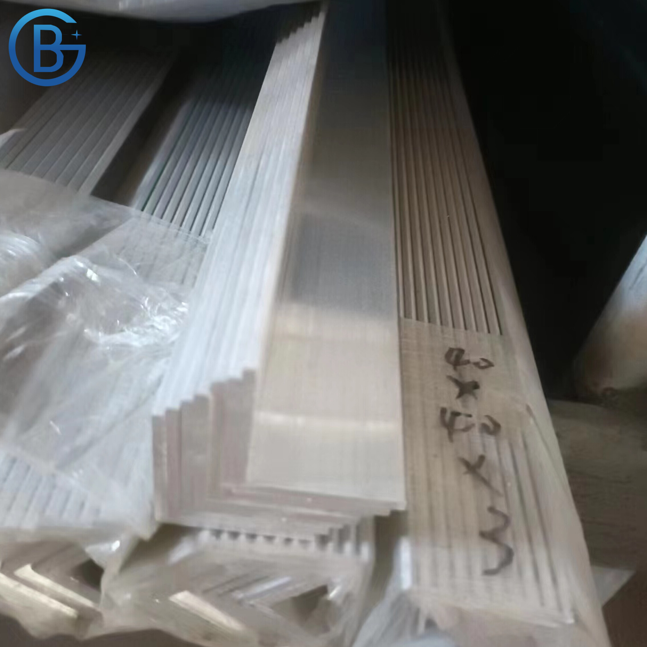 Slotted Angle Iron/ Hot Rolled Angle Steel/ MS Angles Size