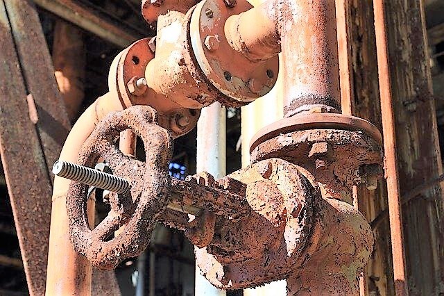 Tantalum Fasteners for Extreme Corrosion