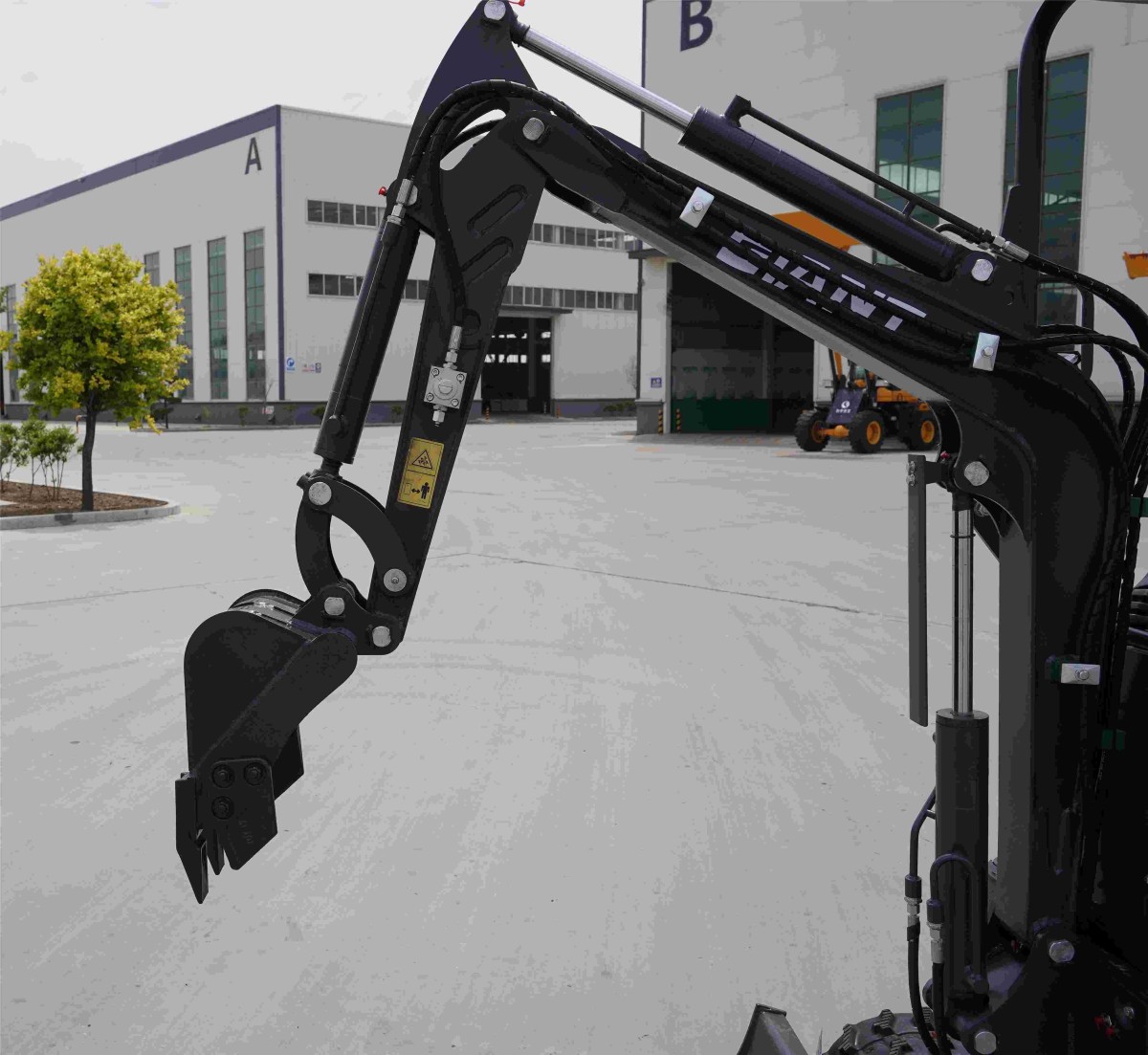 3_998505.jpg excavator attachments details