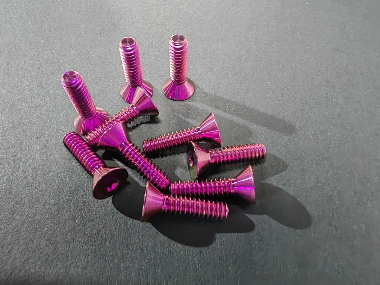 Technical extrusion characteristics of titanium screw hydrostatic