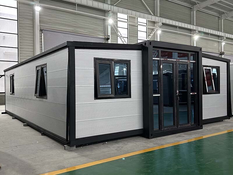 30ft Folding House