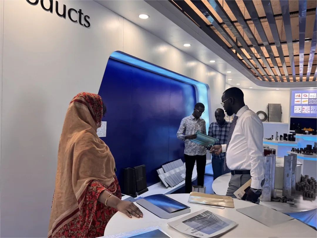 Djibouti Cross -border E -commerce Exhibition Center successfully held a product promotion meeting. East Africa customers gathered to explore business opportunities