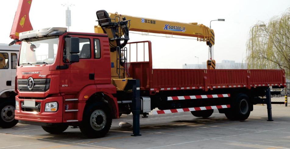 LORRY TRUCK.png