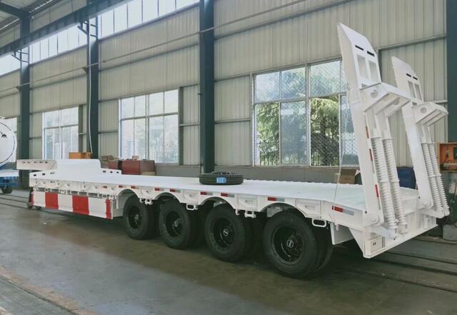 SHACMAN 4 Axles Lowbed Semi-Trailer