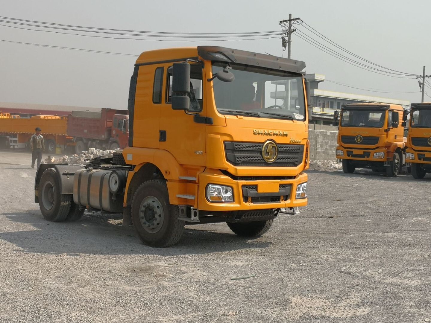 H3000 4X2 Tractor Truck