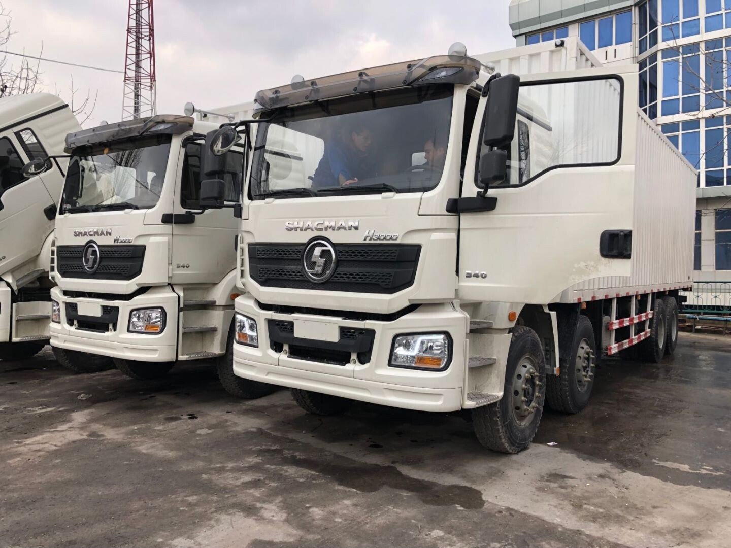 H3000 8×4 Lorry Truck