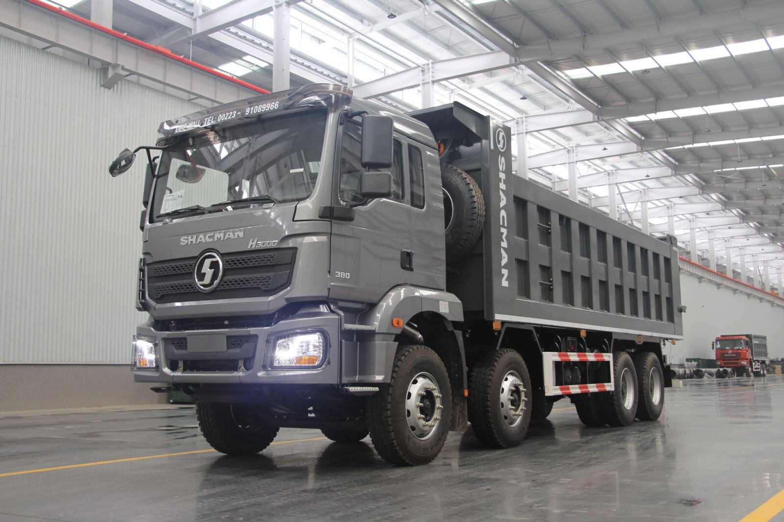 Camion Benne H3000 8X4