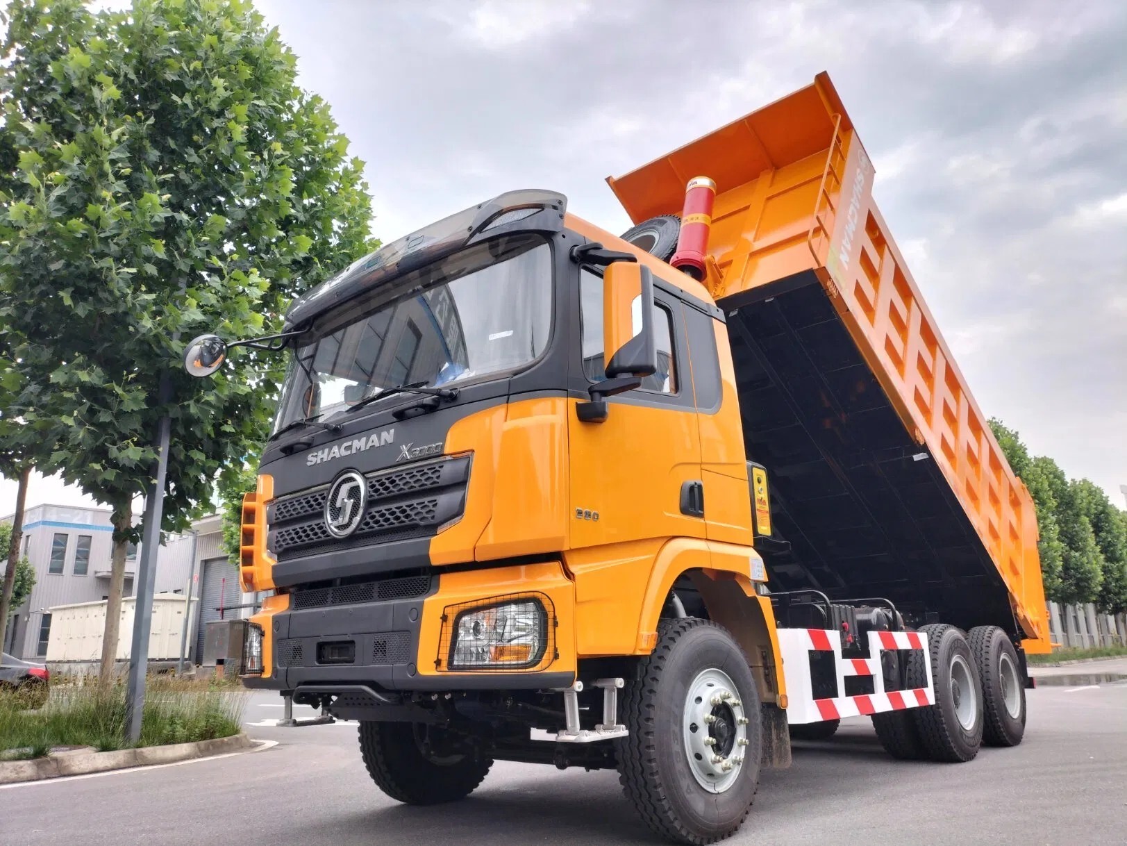 X3000 6x4 Dump Truck