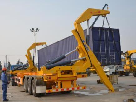 SHACMAN Remorque porte-conteneurs à levage latéral avec grue
