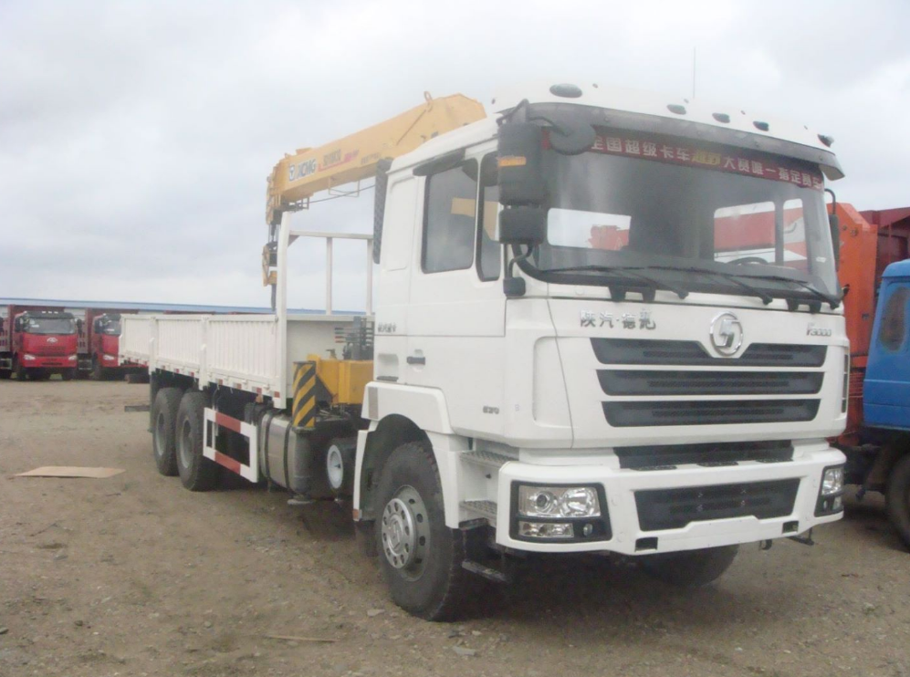 F3000 Camion grue 6x4
