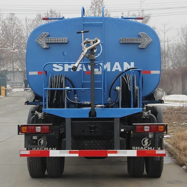 Camion d'arrosage F3000 4x2
