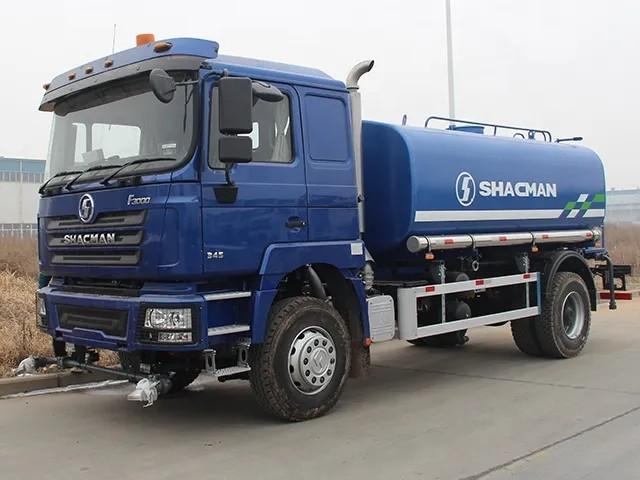 Camion d'arrosage F3000 4x2