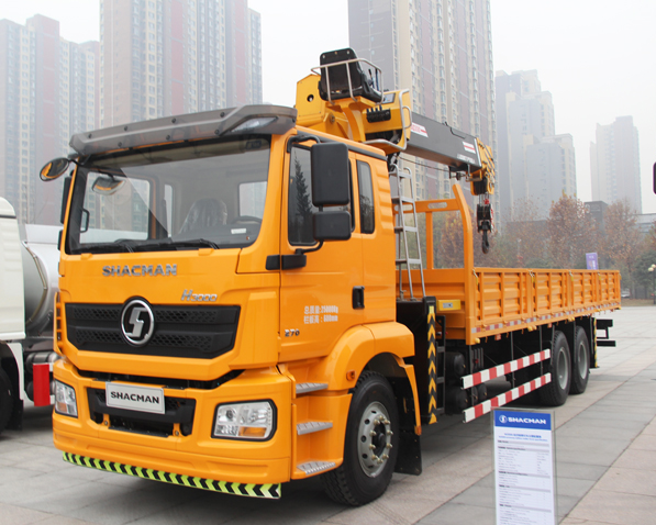Grue montée sur camion H3000 6×4