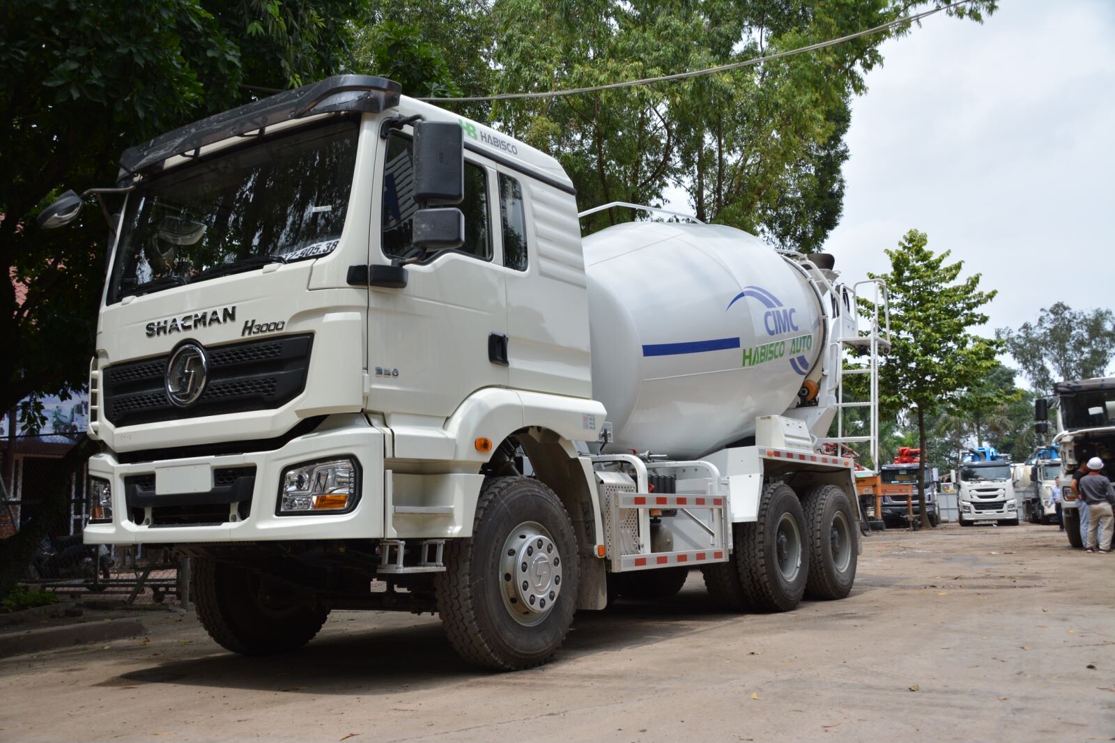H3000 6X4 camion mélangeur