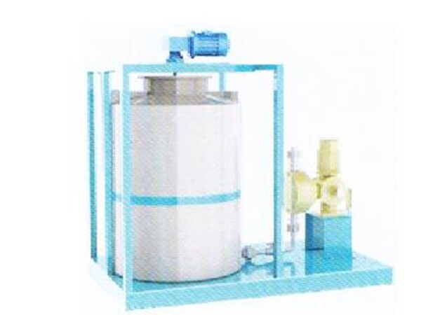 How rainwater harvesting can cut water costs in plastic processing plants and boost operational ROI