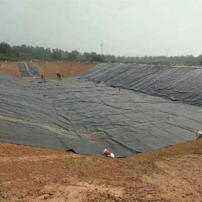 Membrana impermeable para estanques piscícolas