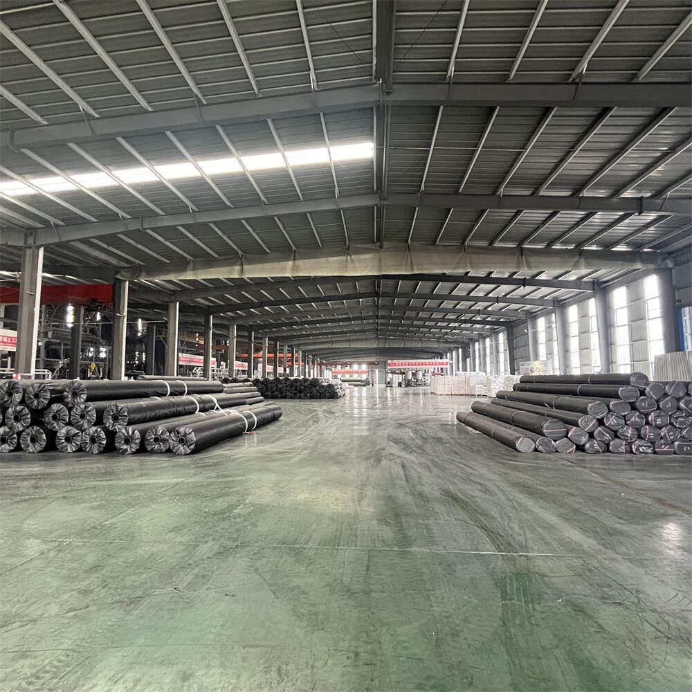 Revestimiento de arcilla geosintética con geomembrana de HDPE