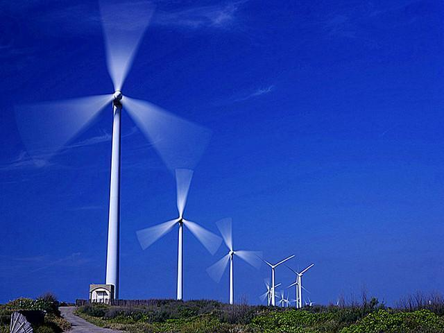 Magnets in Wind Turbines: Core Components for Power Generation