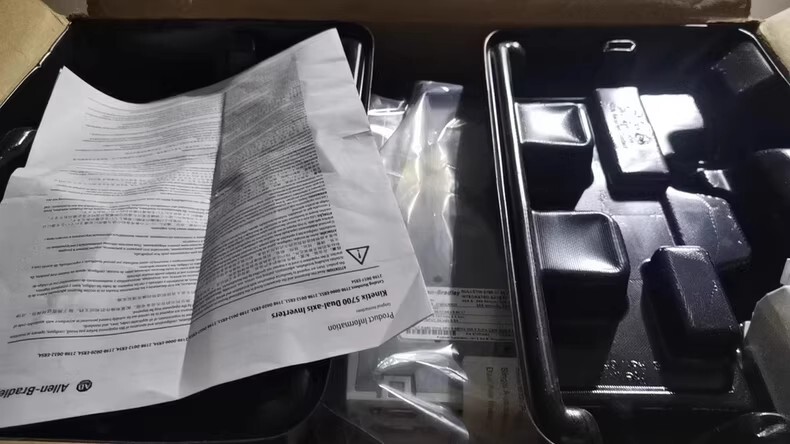 Allen-Bradley servo drive 2198-D012-ERS3 Brand New and Genuine inverter test OK Fast Shipping