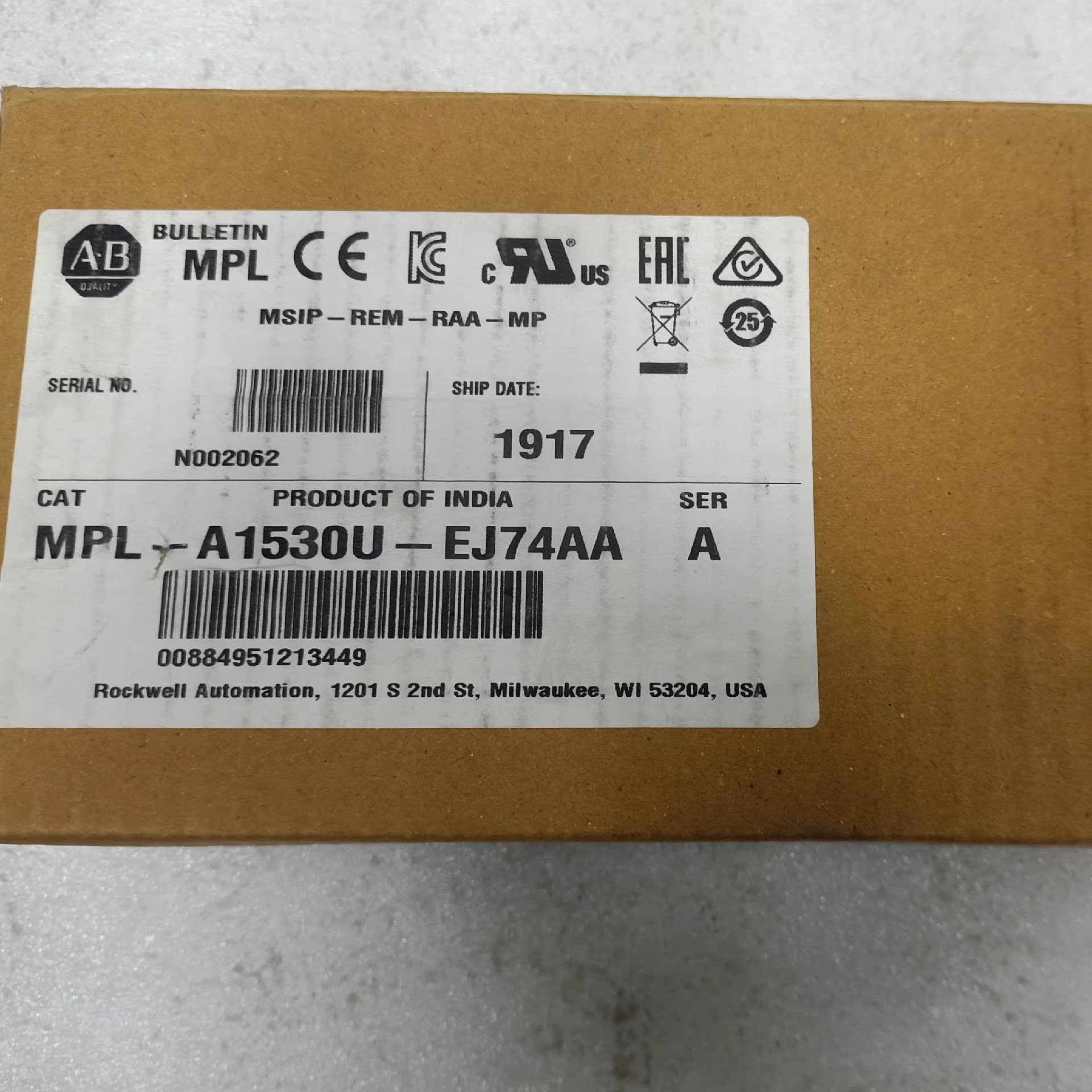 MPL-A1530U-EJ74AA	16296 RMB Allen-Bradley SFrequency Converter Brand New and Genuine inverter test OK Fast Shipping