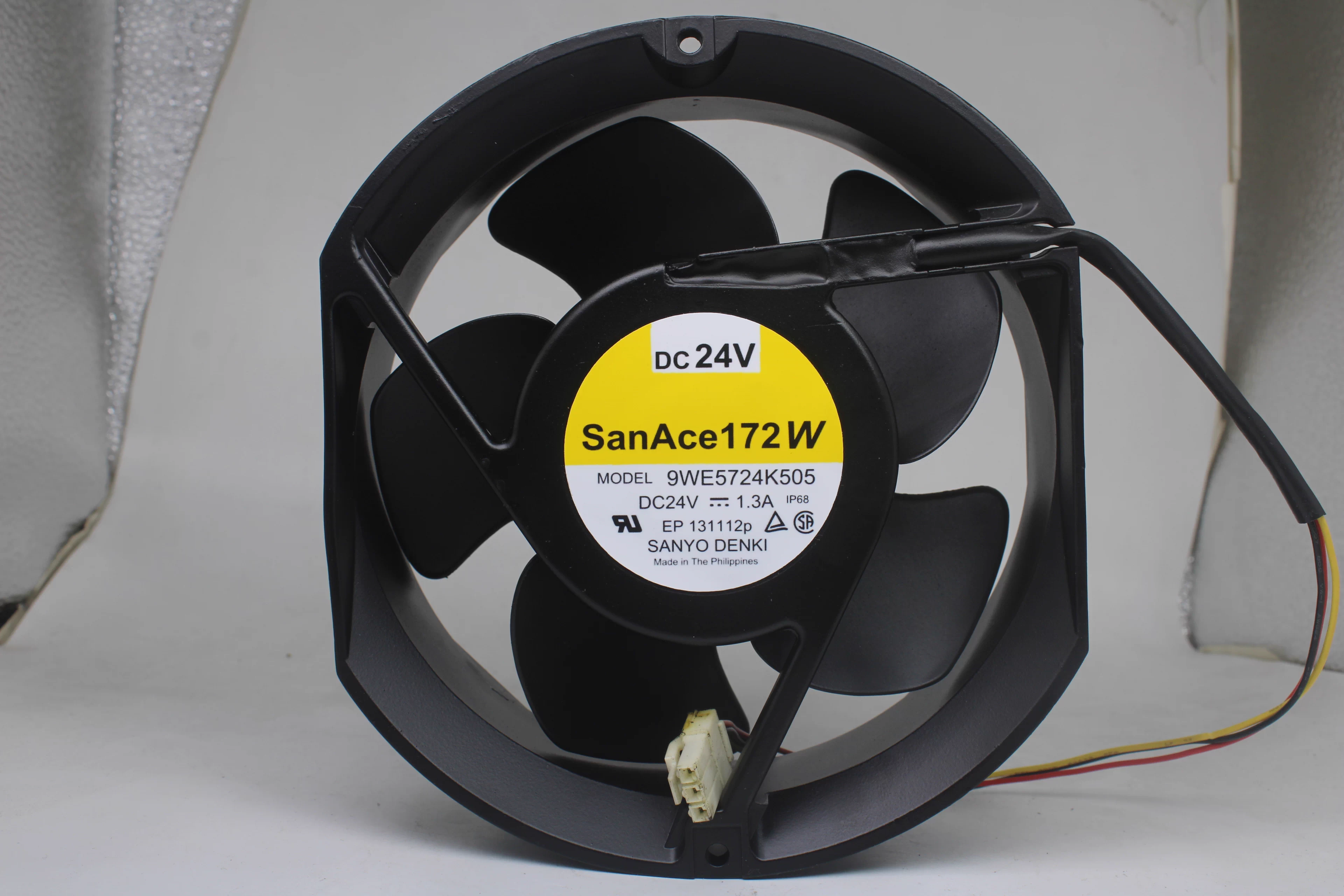 9WE5724K505 9WE5724K50 9WE5724K501 9WE1724K503 24V 1.3A Cooling fan Fan Brand New and Genuine inverter test OK Fast Shipping