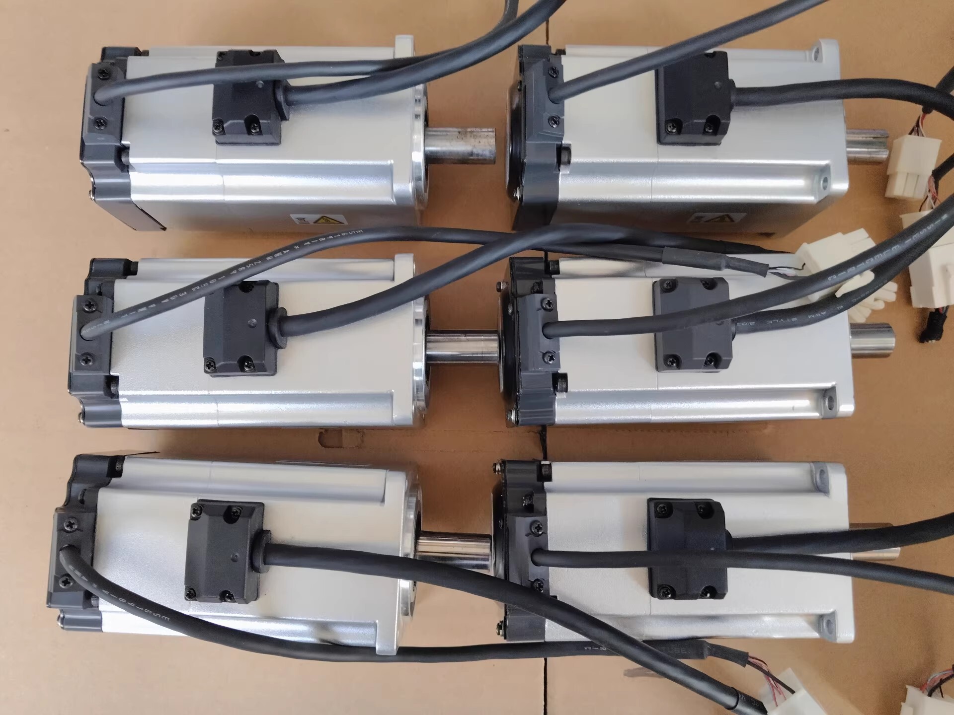 Panasonic MHMF042L1V2M Servo Motor Brand New and Genuine inverter test OK Fast Shipping