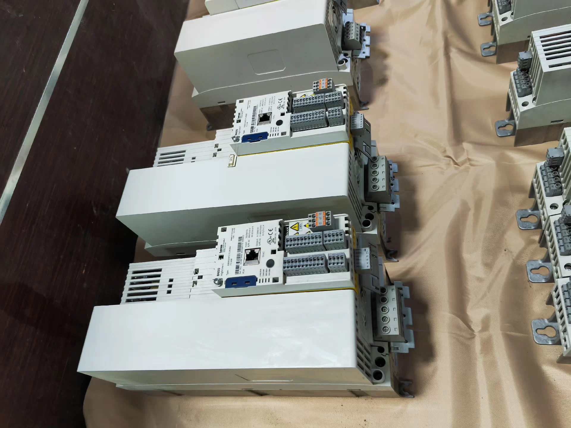 E84AVHCE7524VB0 Frequency converter module Brand New and Genuine inverter test OK Fast Shipping