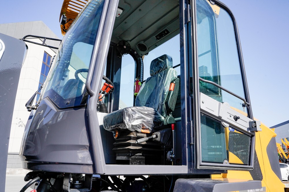 LT188 Front End Wheel loader