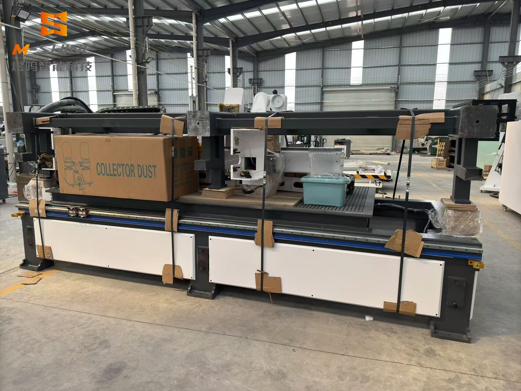 American customer praises 1530 3D CNC wood carrying machine - precise delivery