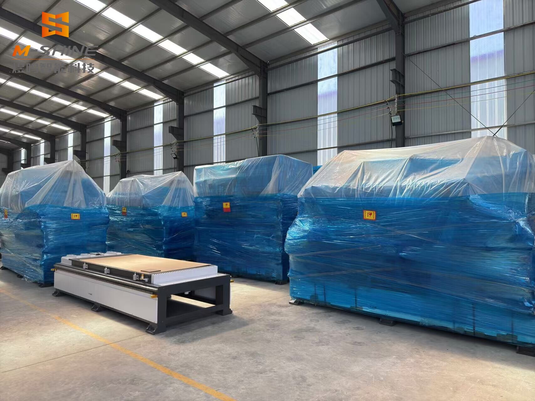 Good news! 26 units of 2140 wood CNC router ATC woodworking equipment are about to be shipped to Vietnam