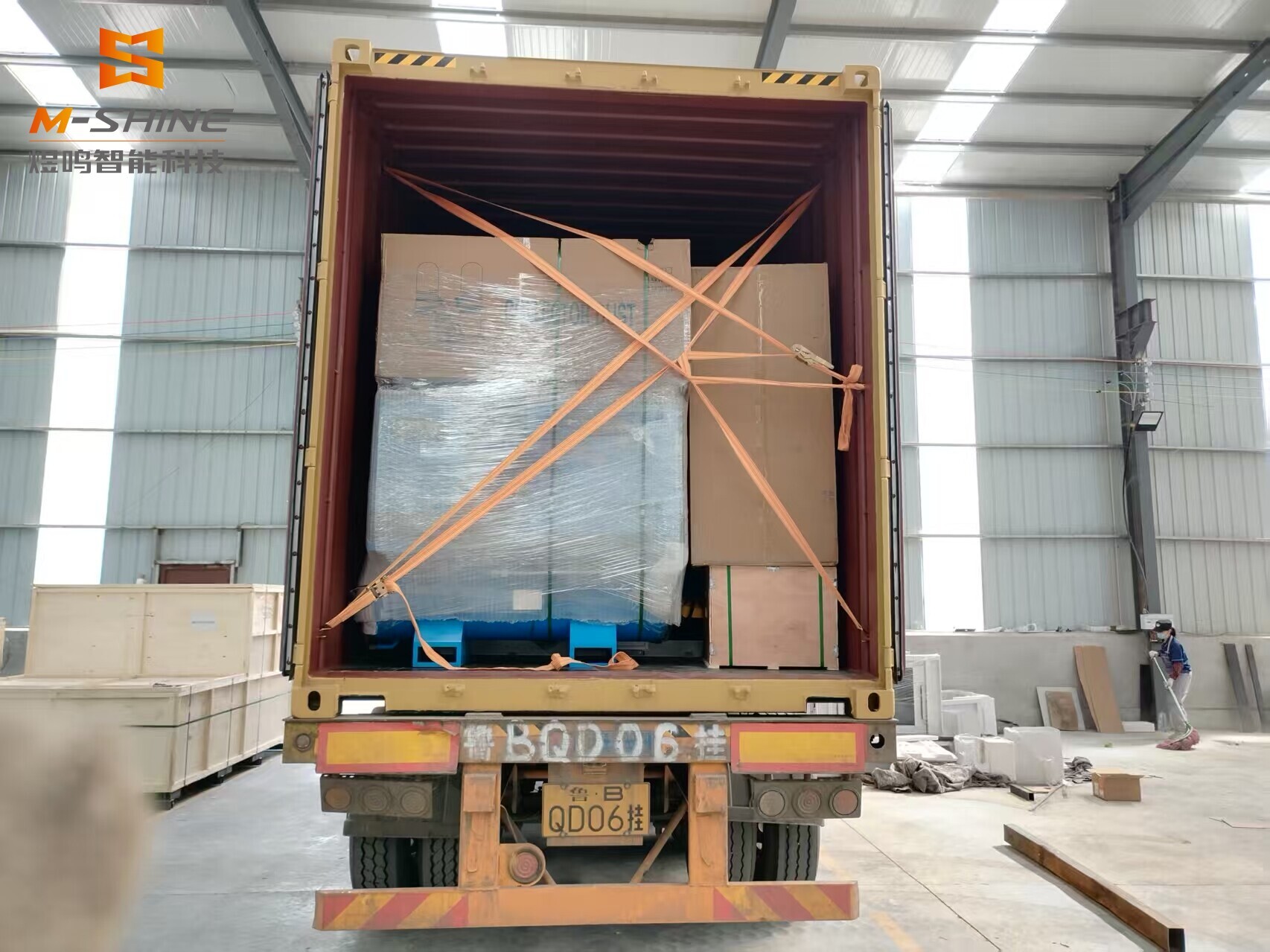 JINAN M-SHINE successfully sends multiple ATC and CNC routers 2040 to Bolivia