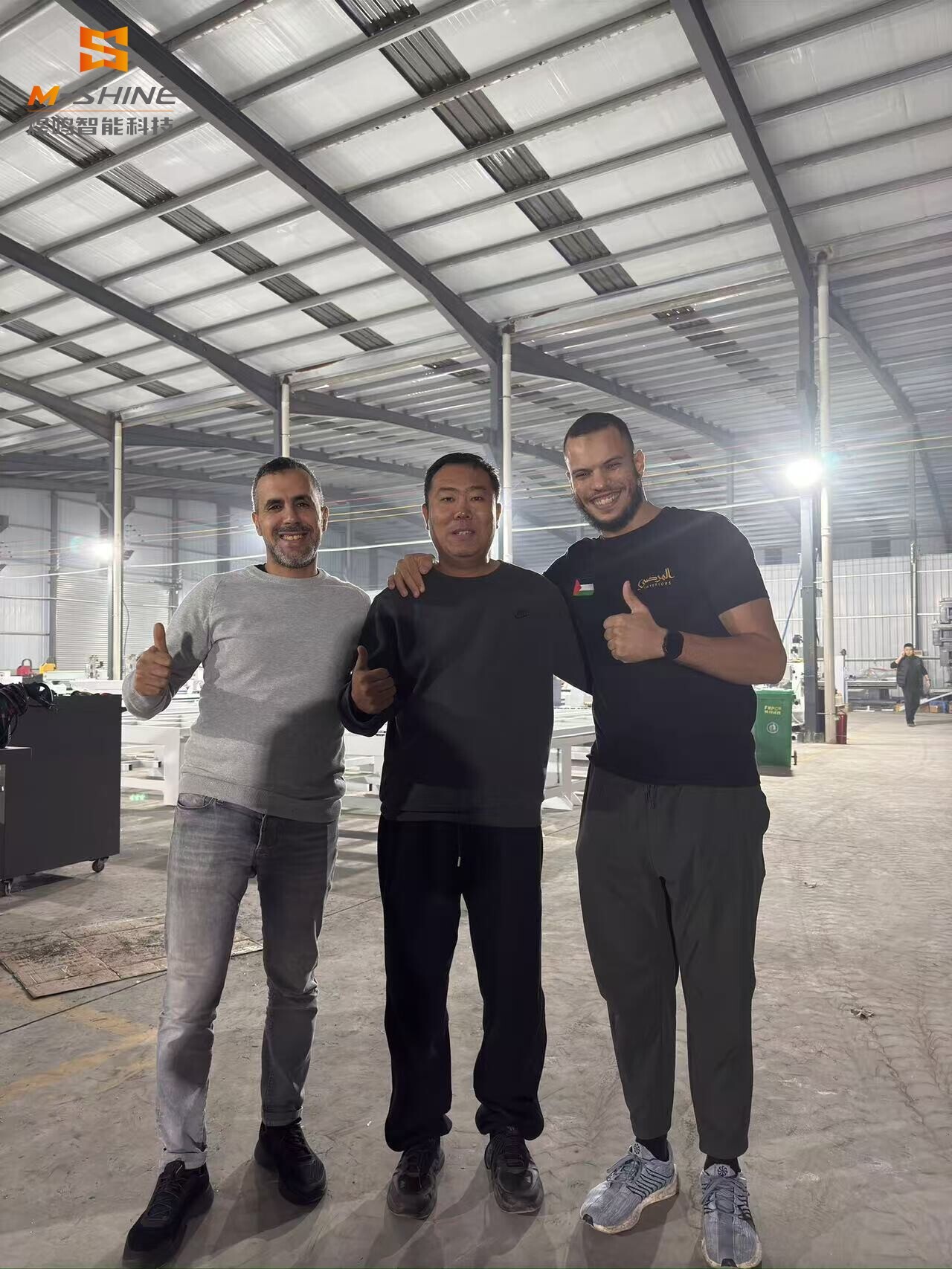 Italian ATC CNC router wood purchaser visits JINAN M-SHINE for inspection and talks about cooperation