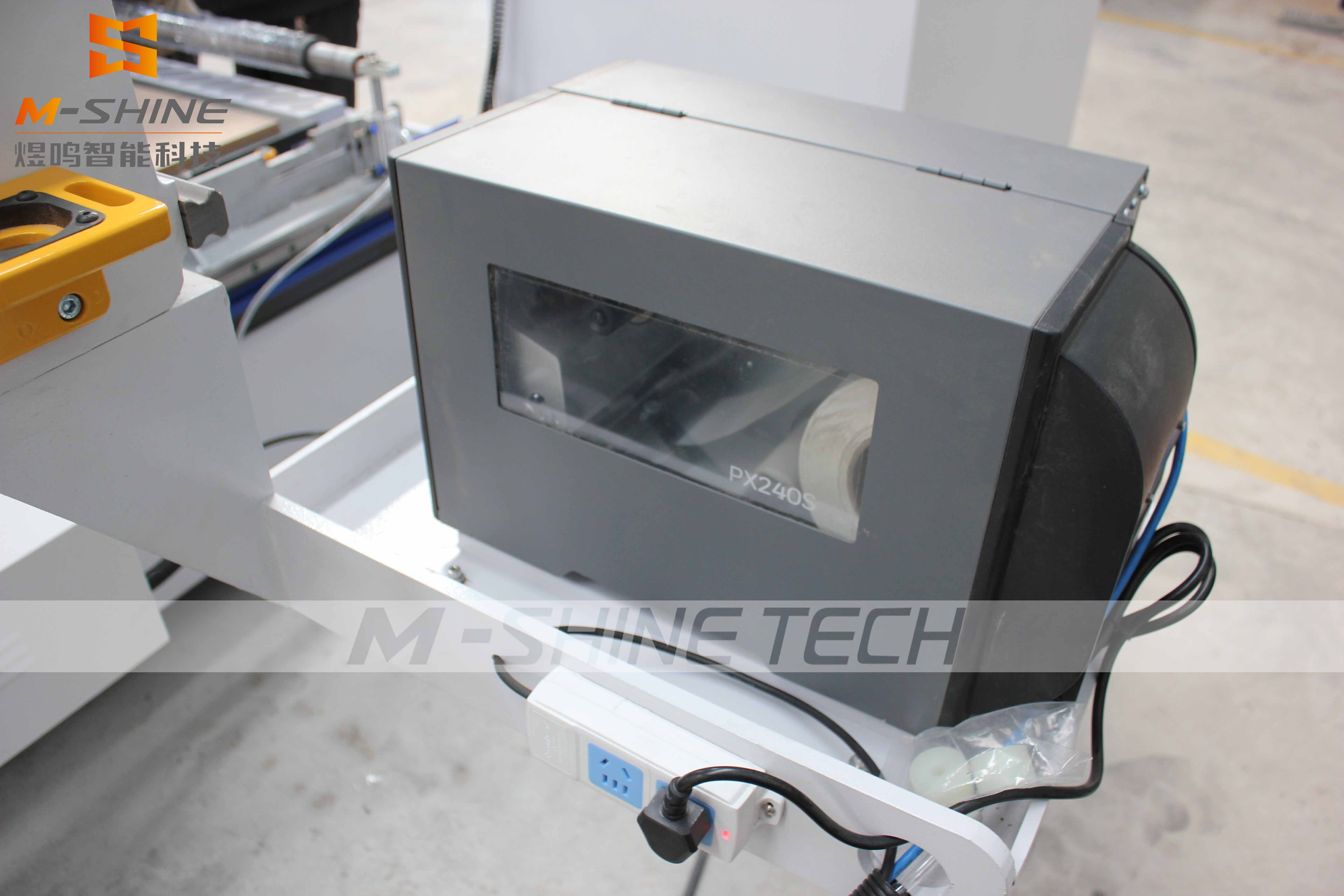 The differences and selection of main shaft type and rear-mounted type for labeling machines ——M-shineTech CNC