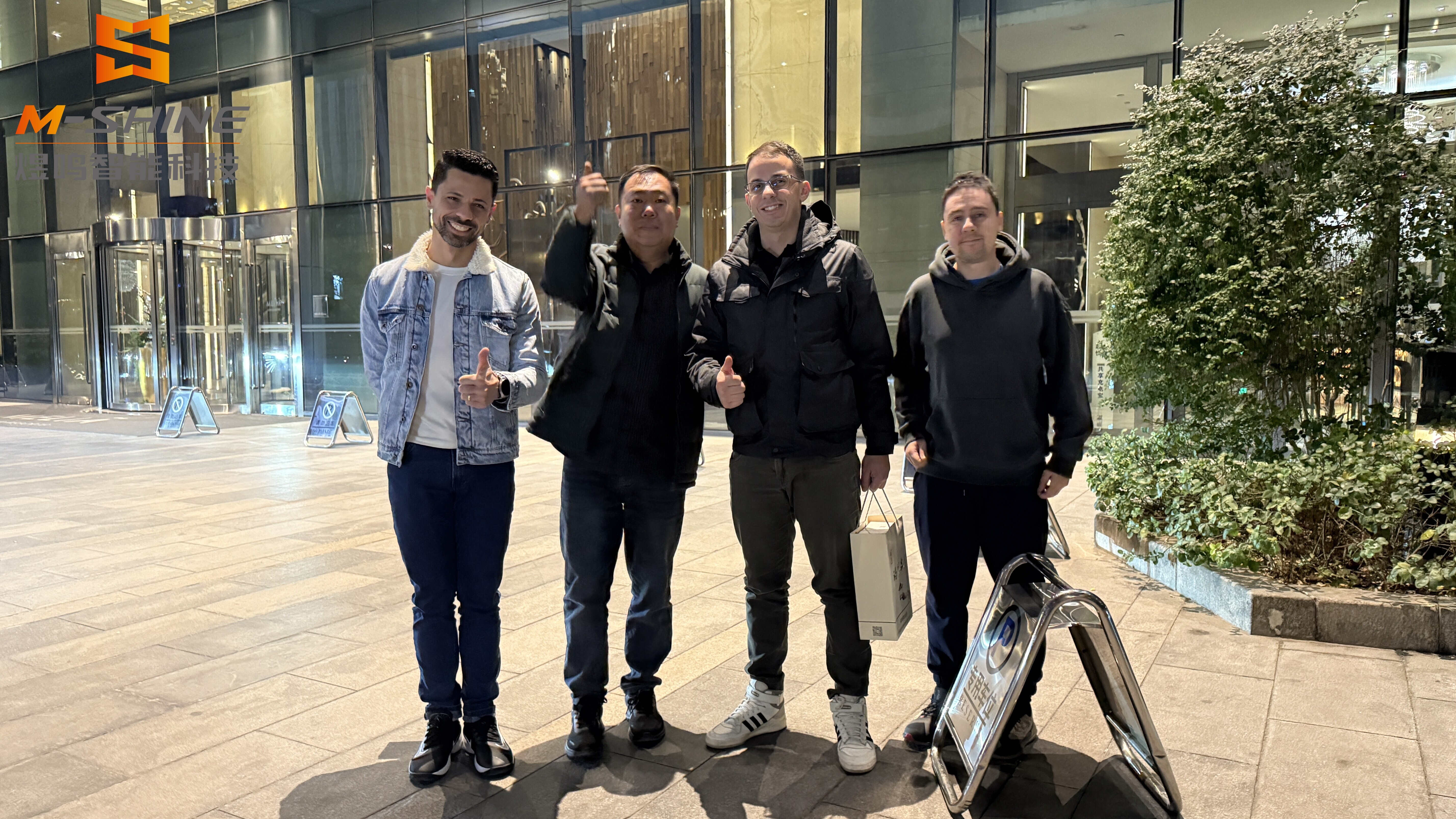 Brazilian customers have traveled all the way for high-quality 2140 woodworking cnc atc equipment