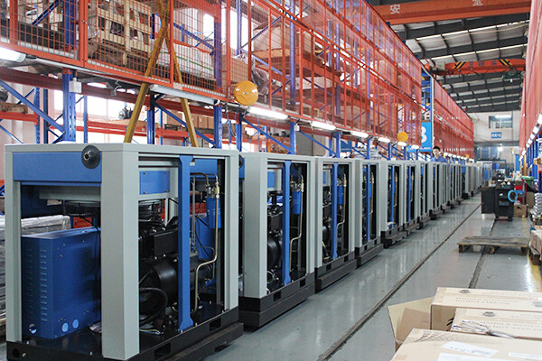 What the difference between Oil-Free and Oil-Injected Screw Compressors? What the difference between Oil-Free and Oil-Injected Screw Compressors?