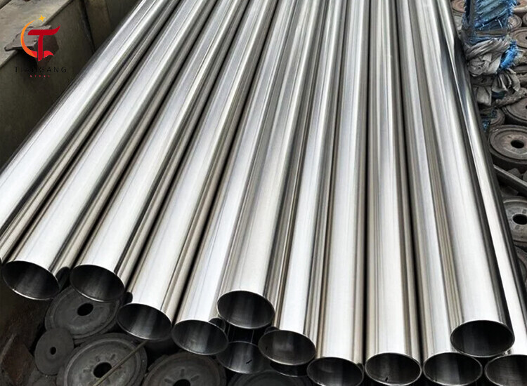 Tubo de acero inoxidable 305