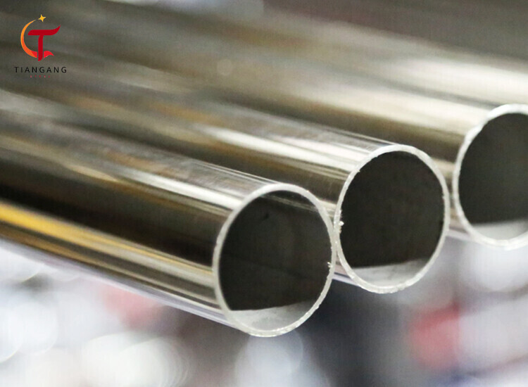 Tubo de acero inoxidable 305