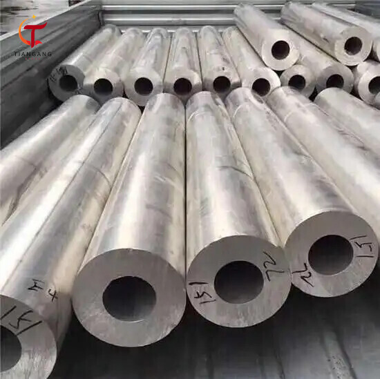 Tubo de aluminio 2011