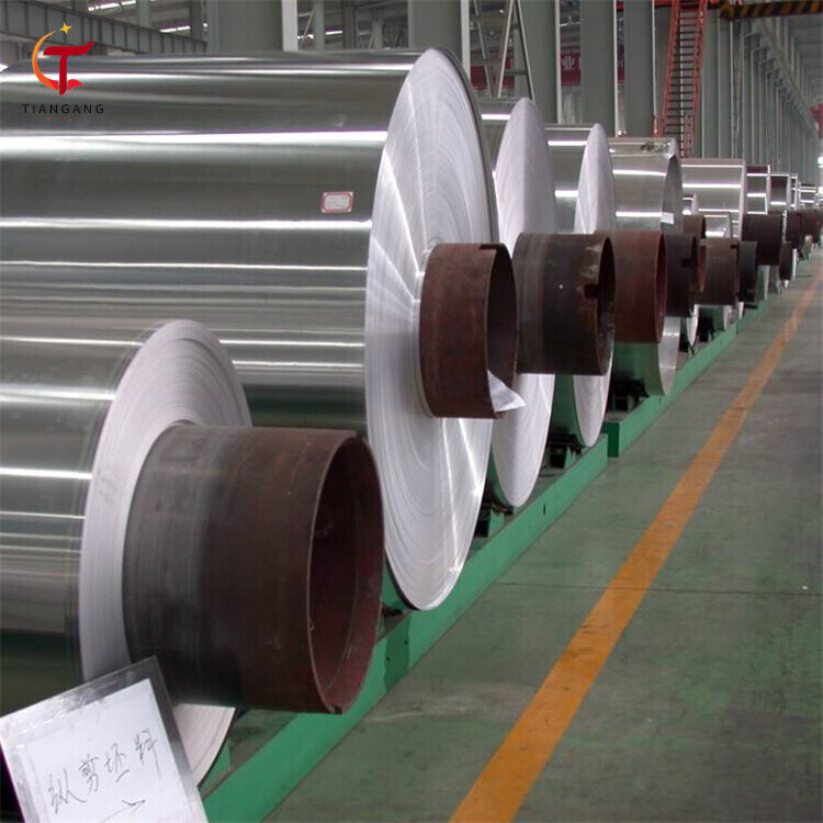 Bobina de aluminio 7003