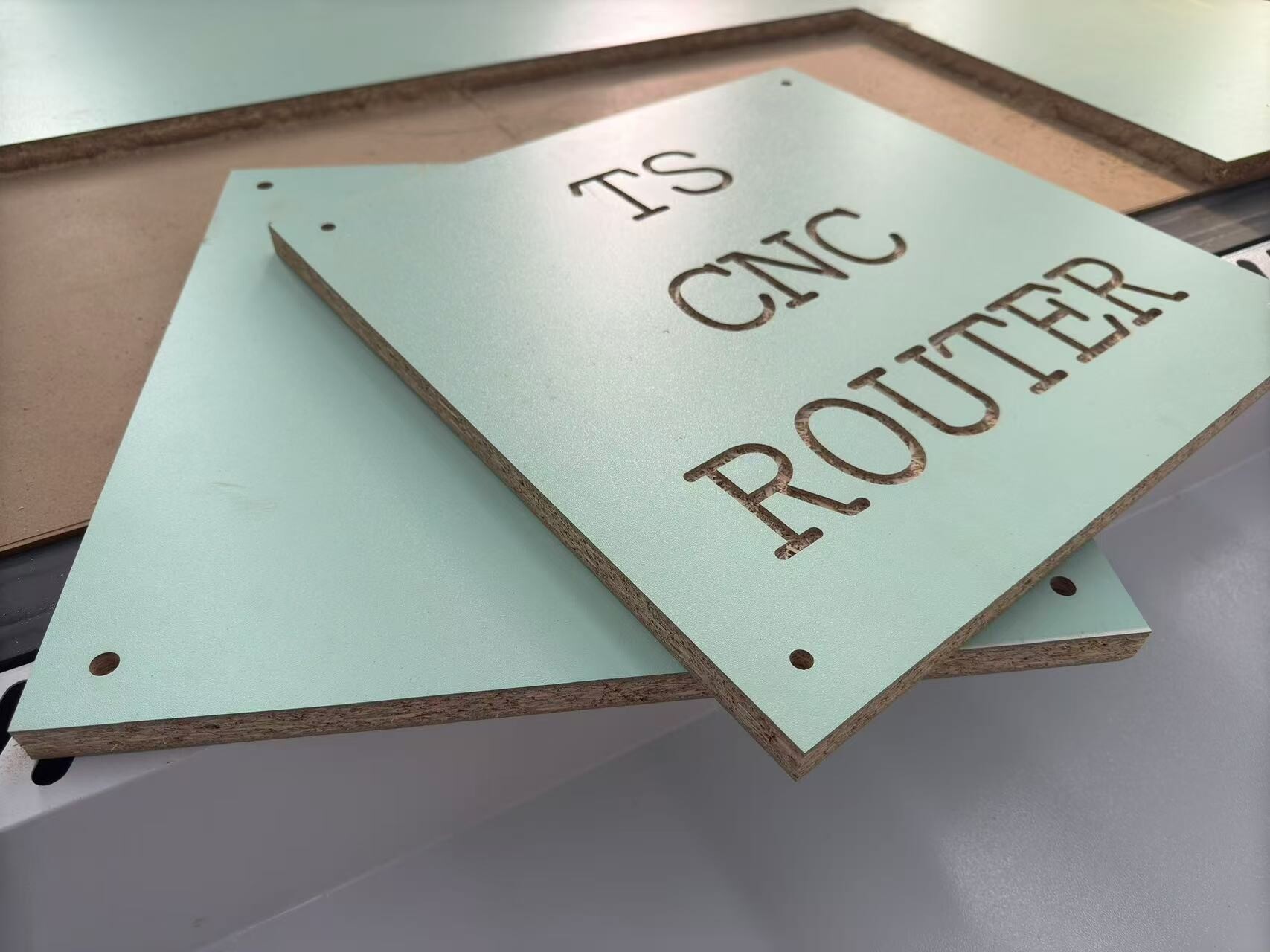 عينة من جهاز التوجيه ATC CNC