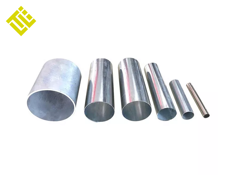 DC52D+Z Galvanized Round Pipe