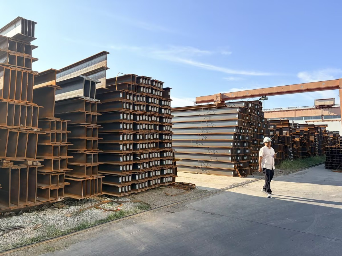 Customer On-Site Inspection | Lenser Metal Profile Steel