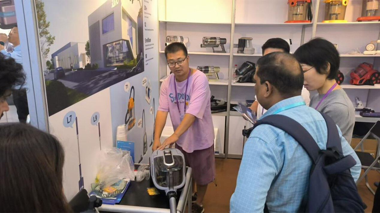 Comprehensive Analysis of Vacuum Cleaners: Types, Performance, and Maintenance