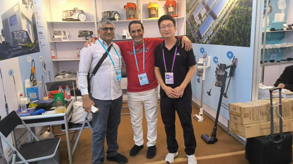 8.jpg Brilliant Debut at the Canton Fair! Troll Electrical Appliances Shows Up New Smart Vacuum Cleaners